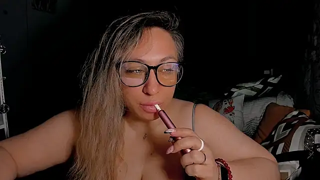 CumOnMy Tits online show from April 6, 2:53 am