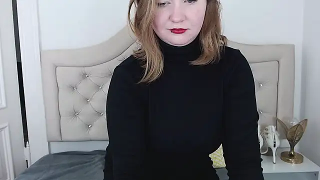 LaraDream online show from December 21, 3:47 am
