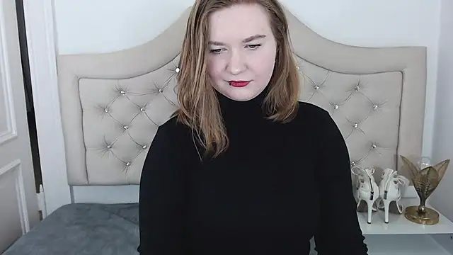 LaraDream online show from December 23, 8:47 pm