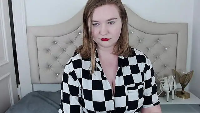 LaraDream online show from December 29, 11:39 pm