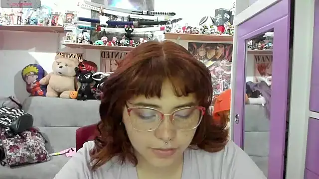 Snapshot of soficammy chatting on December 2, 9:06 pm soficammy online show from December 2, 9:06 pm