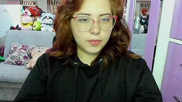 Snapshot of soficammy chatting on December 23, 12:46 am soficammy online show from December 23, 12:46 am