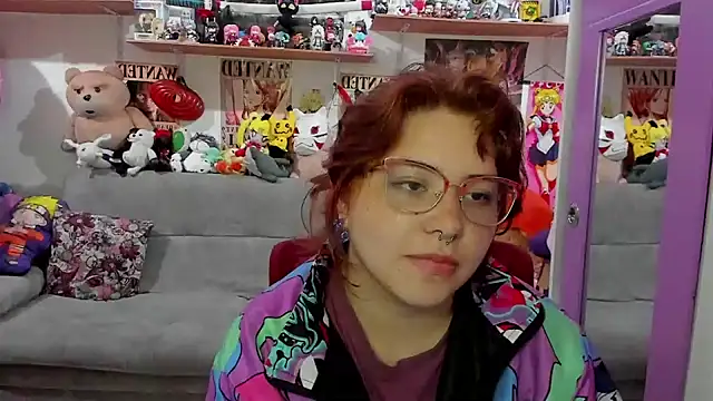 Snapshot of soficammy chatting on January 19, 2:57 am soficammy online show from January 19, 2:57 am