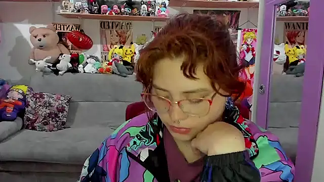 Snapshot of soficammy chatting on January 19, 5:58 am soficammy online show from January 19, 5:58 am