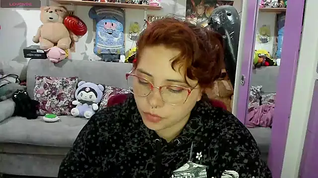 Snapshot of soficammy chatting on January 26, 2:24 am soficammy online show from January 26, 2:24 am