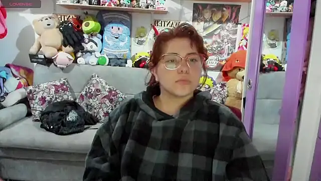 Snapshot of soficammy chatting on January 27, 1:05 am soficammy online show from January 27, 1:05 am