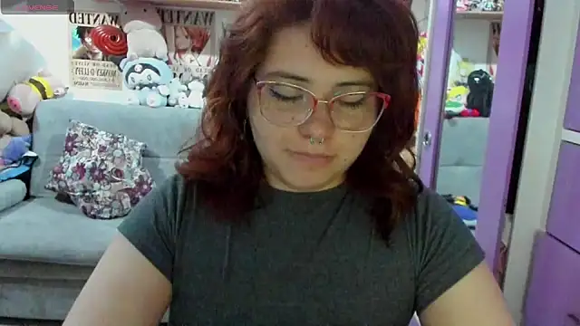 Snapshot of soficammy chatting on February 5, 10:44 pm soficammy online show from February 5, 10:44 pm