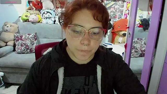Snapshot of soficammy chatting on February 8, 9:57 pm soficammy online show from February 8, 9:57 pm