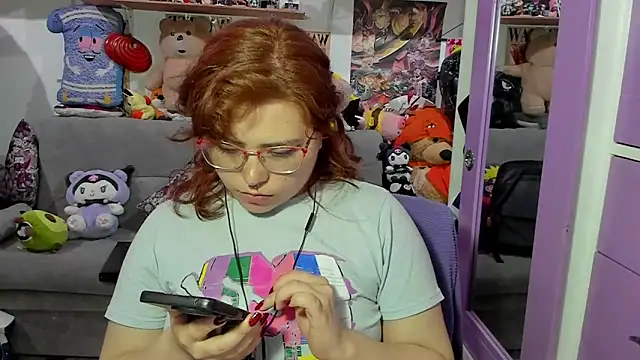 Snapshot of soficammy chatting on March 12, 3:35 am soficammy online show from March 12, 3:35 am