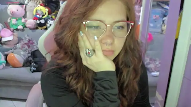 soficammy online show from April 14, 8:48 pm