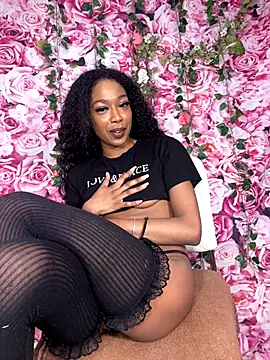 mismialove online show from September 29, 7:57 am
