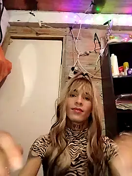 333kristal777 online show from February 4, 8:02 am