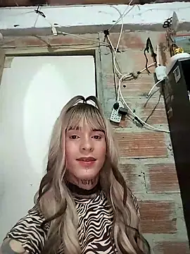 333kristal777 online show from February 22, 6:39 am