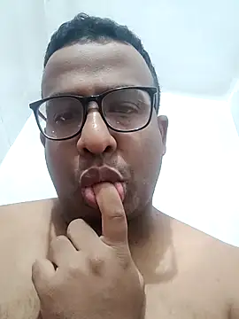 Snapshot of Sammy6432 chatting on March 3, 1:56 am Sammy6432 online show from March 3, 1:56 am