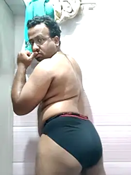 Snapshot of Sammy6432 chatting on April 8, 1:38 am Sammy6432 online show from April 8, 1:38 am