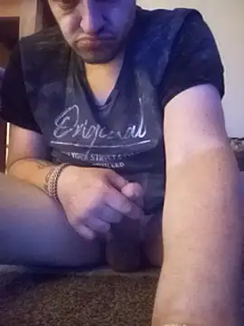 Snapshot of Affenarsch81 chatting on December 14, 11:50 am Affenarsch81 online show from December 14, 11:50 am