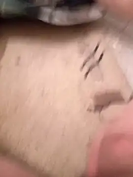 Snapshot of Affenarsch81 chatting on February 1, 4:35 am Affenarsch81 online show from February 1, 4:35 am