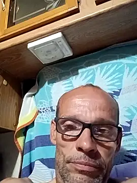 lelandm77 online show from April 17, 12:35 am