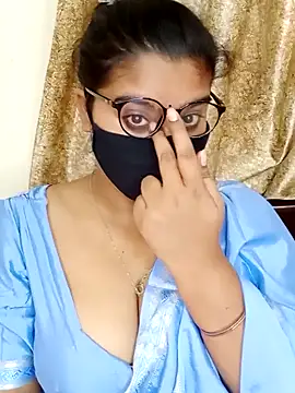 Jasmine jaaan online show from February 7, 11:45 am